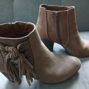 Ankle boots